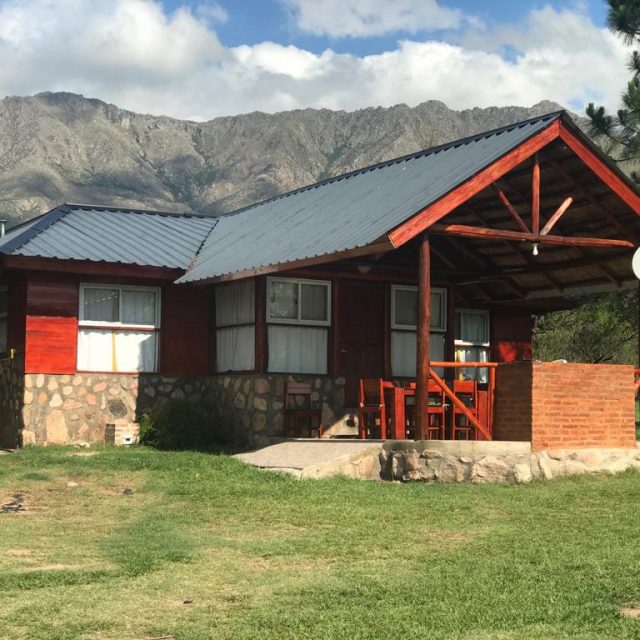Cabaña Amarilla Tarifa por noche $ 62000